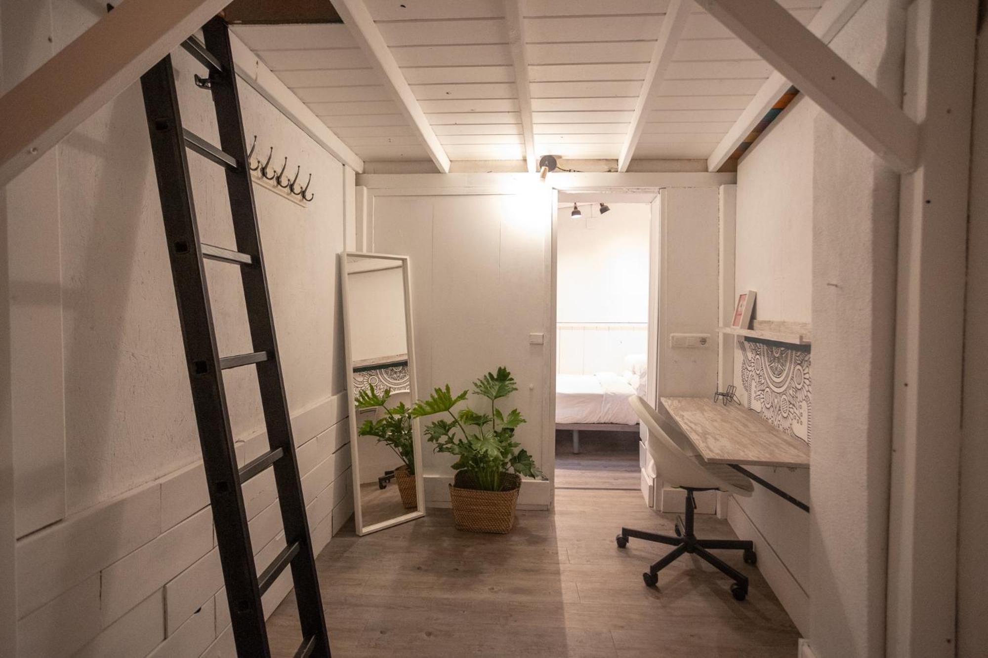 Naim Guest House Malaga Centro Bagian luar foto