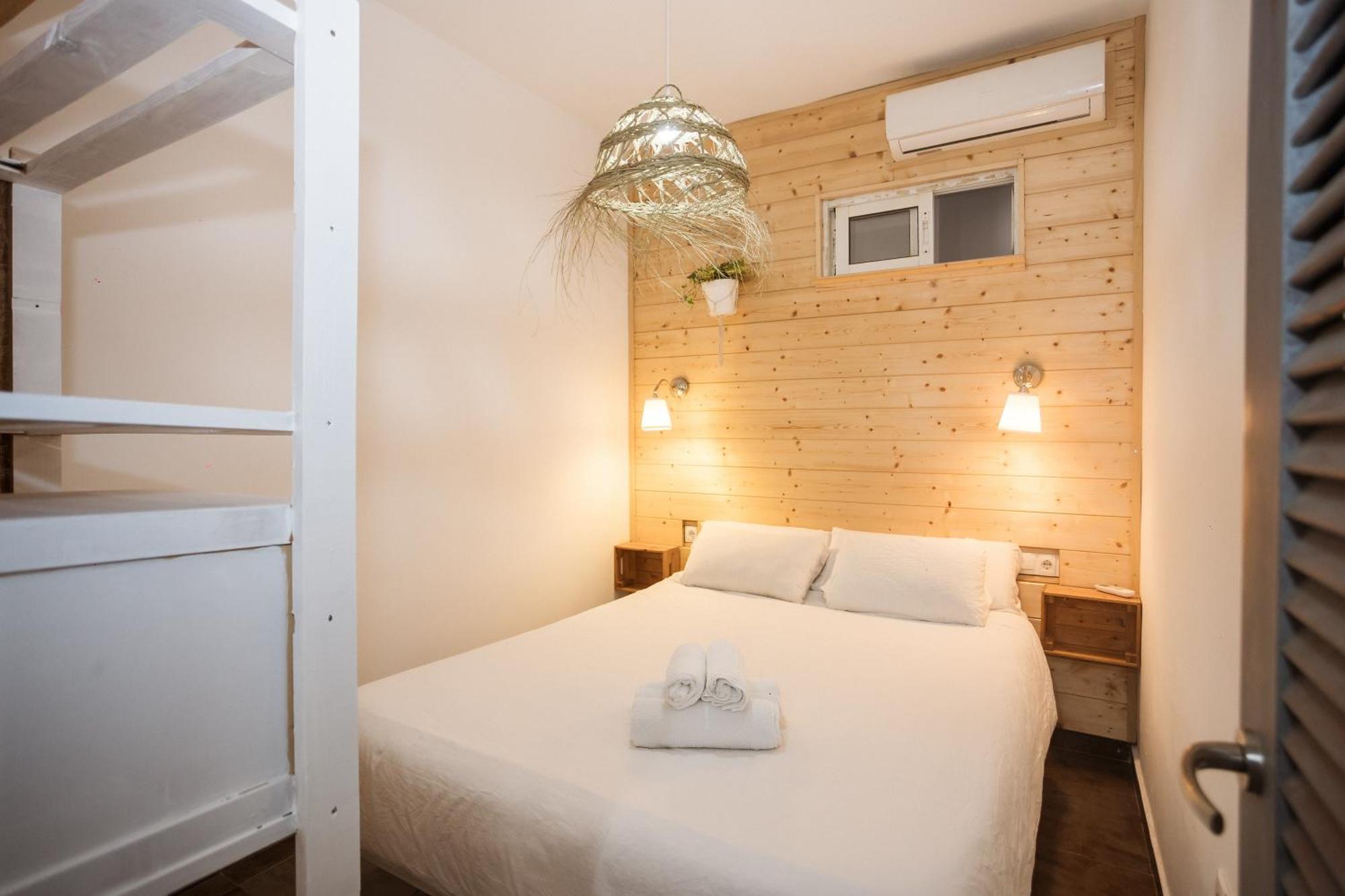 Naim Guest House Malaga Centro Bagian luar foto