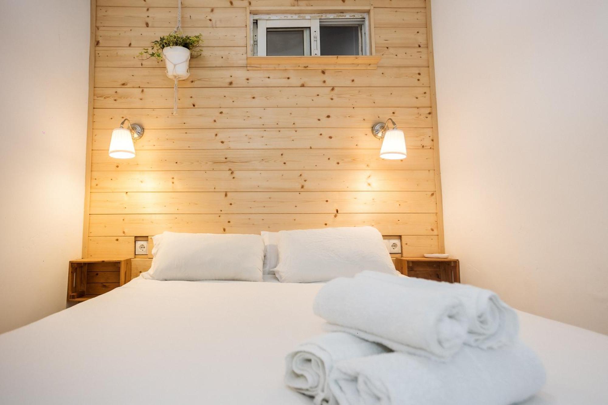 Naim Guest House Malaga Centro Bagian luar foto