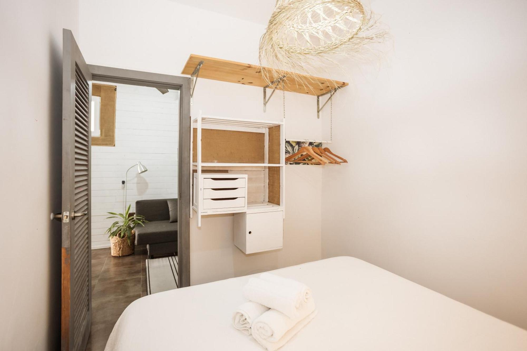 Naim Guest House Malaga Centro Bagian luar foto