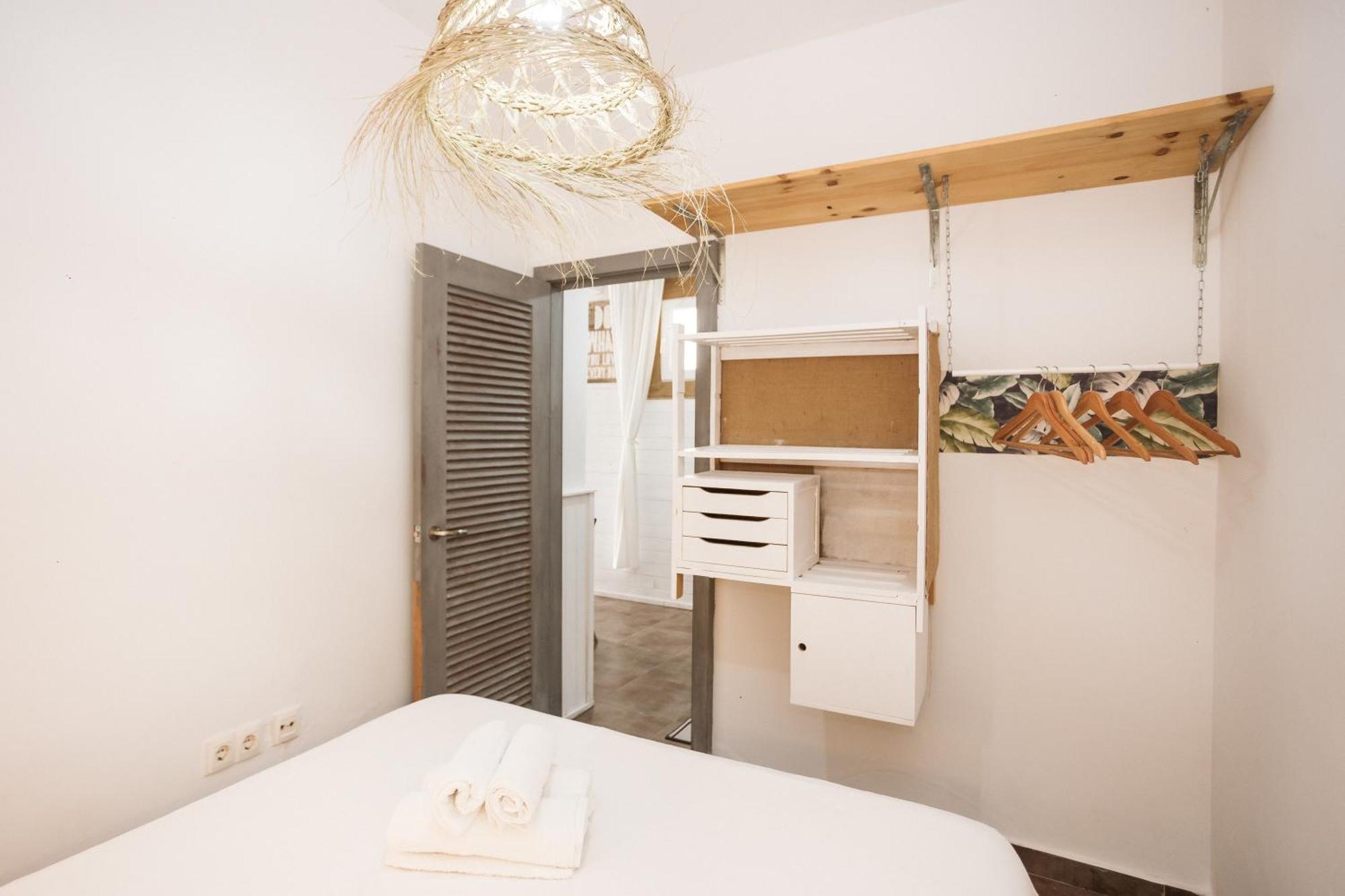 Naim Guest House Malaga Centro Bagian luar foto